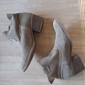 Carlos Santana Leighton Floppy Slouchy Short Heel Suede Leather Ankle Booties
